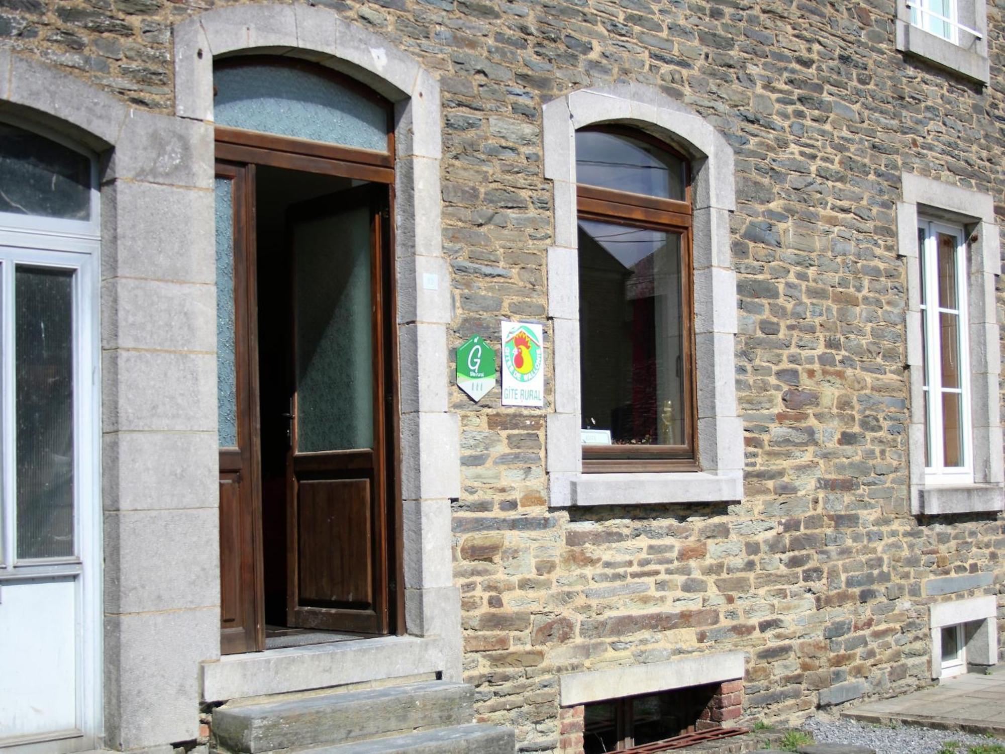 Welcoming Mansion With Sauna In * Herbeumont
