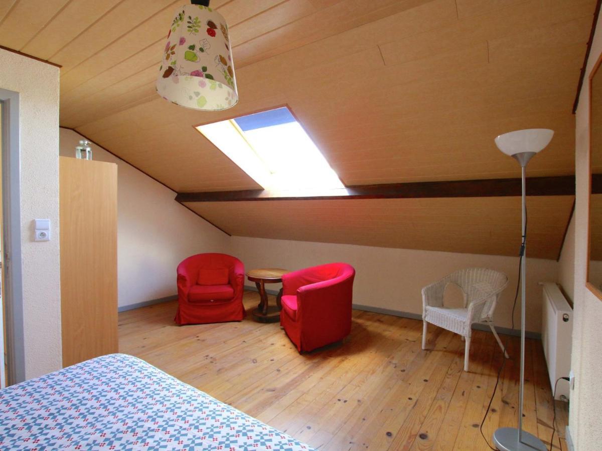 Holiday home Welcoming Mansion With Sauna In *