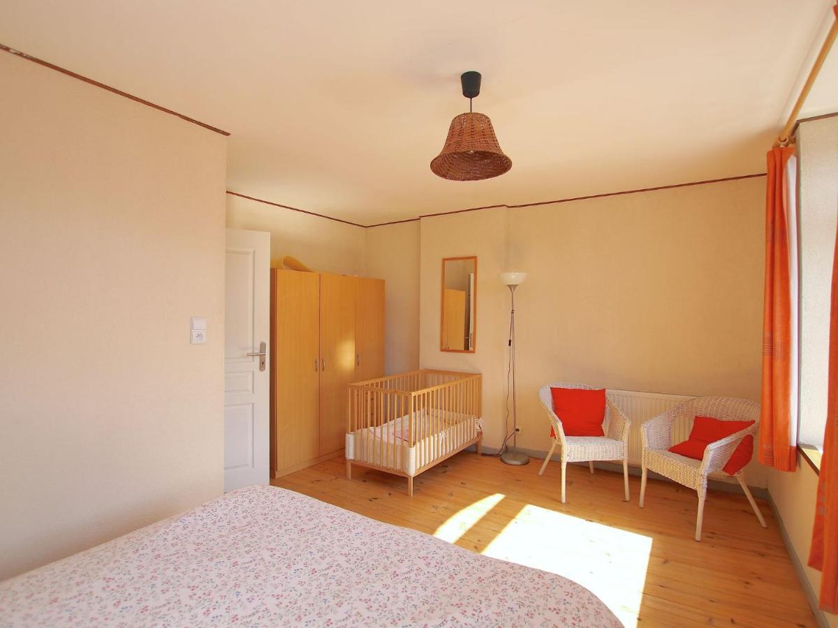 Welcoming Mansion With Sauna In Holiday home